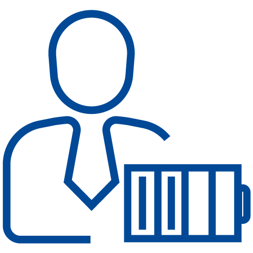 Icona stilizzata di una lampadina con un ingranaggio, su sfondo celeste chiaro; rappresenta la gestione e l'ottimizzazione dei consumi energetici.